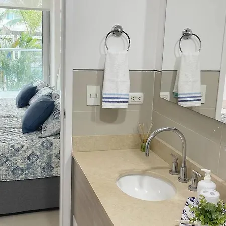 Comodo Apartamento En Servicio Domestico Incluido