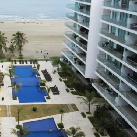Comodo Apartamento En Servicio Domestico Incluido Apartamento Cartagena
